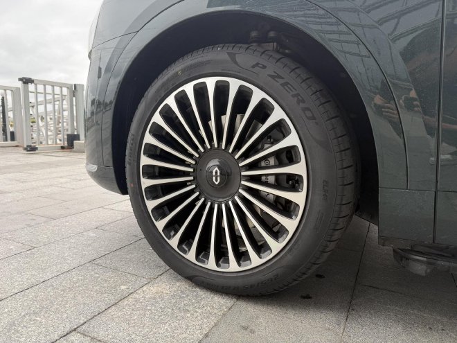 进化到最强状态 试驾2025款问界M9