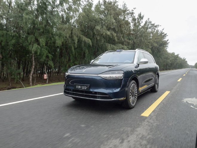 进化到最强状态 试驾2025款问界M9