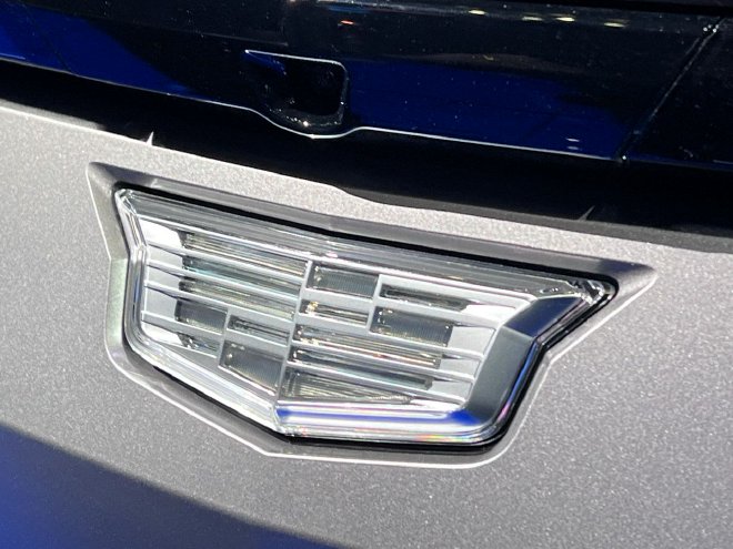 2025上海车展：凯迪拉克LYRIQ-V亮相