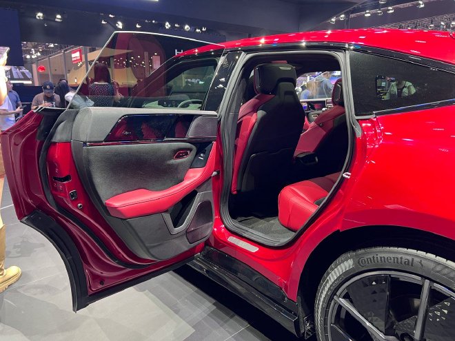 2025上海车展：实拍烨品牌GT概念车