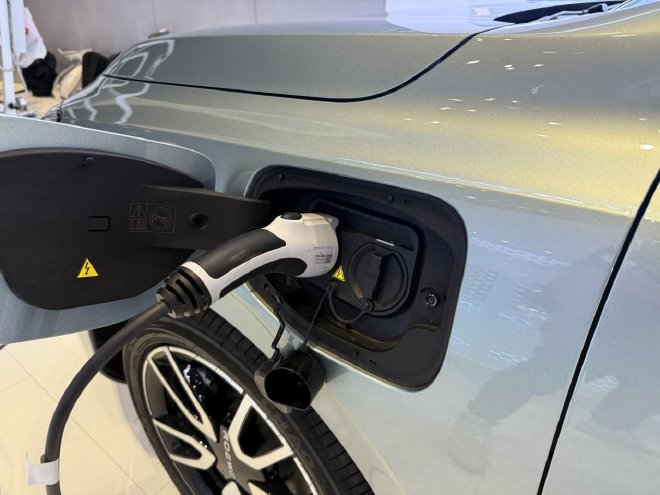 2025上海车展：上汽荣威 D6限时7.98万起