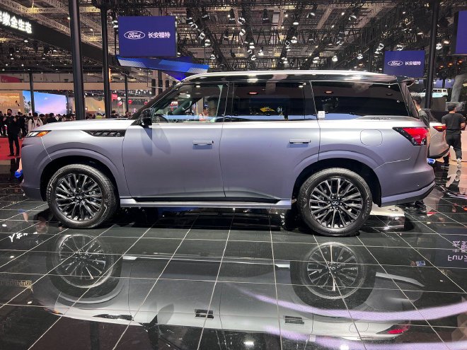 2025上海车展：英菲尼迪QX80中国首秀