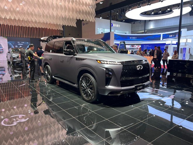 2025上海车展：英菲尼迪QX80中国首秀