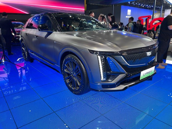 2025上海车展：凯迪拉克LYRIQ-V亮相