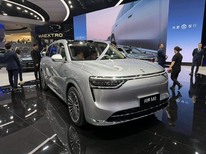 2025上海车展：鸿蒙智行携多款新车亮相