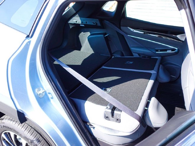 融入智能化技术 静态实拍吉利全新博越