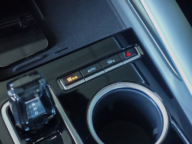 融入智能化技术 静态实拍吉利全新博越