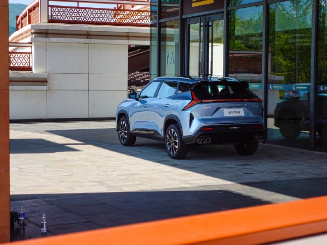 以“家”之名重塑标杆 实拍全新一代吉利博越