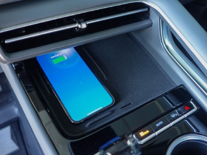 以“家”之名重塑标杆 实拍全新一代吉利博越