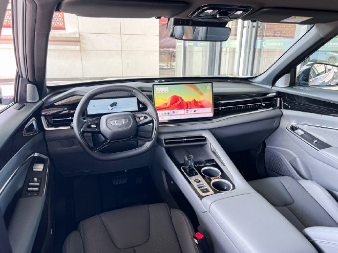 以“家”之名重塑标杆 实拍全新一代吉利博越