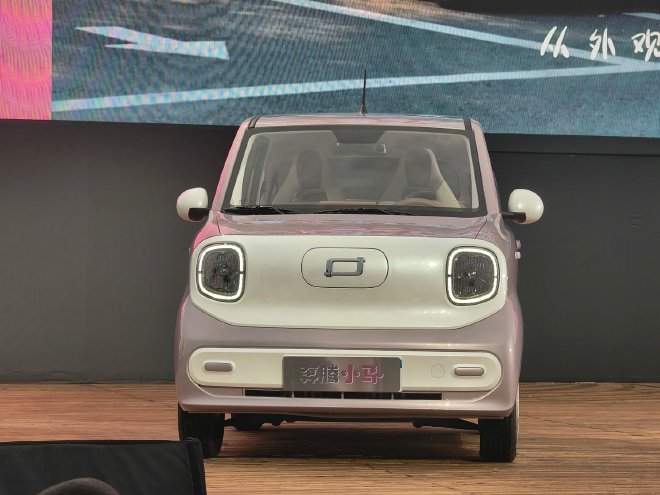 售价3.49万元起/新增车色和科技配置 2026款奔腾小马正式上市