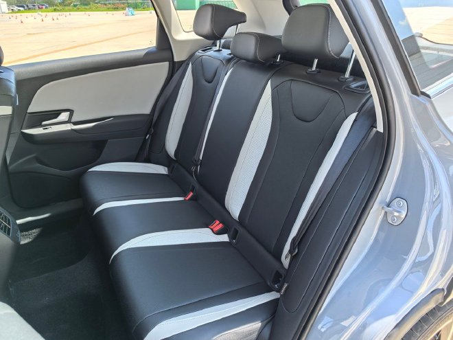 试驾捷达VS8 一款更适合全家使用的SUV