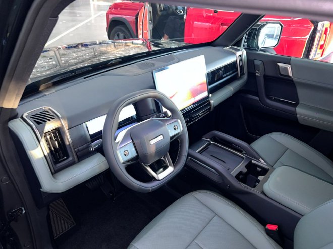 风云X3/X3 PLUS正式上市 8.99万元/ 10.99万元起售