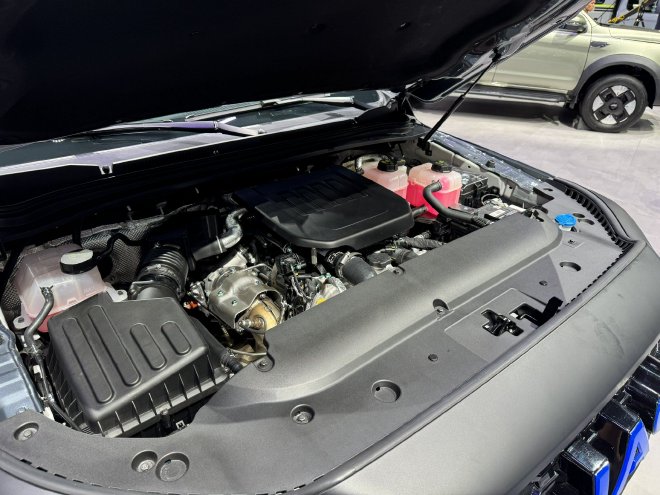 2025成都车展：江淮悍途PHEV/悍途EV上市