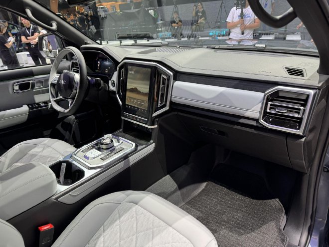 2025成都车展：江淮悍途PHEV/悍途EV上市