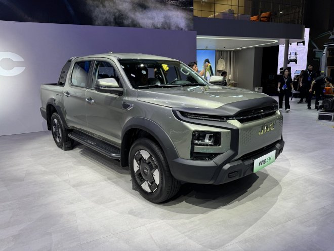 2025成都车展：江淮悍途PHEV/悍途EV上市