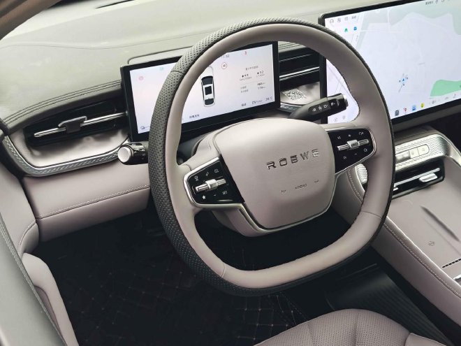 限时8.58万起售 荣威M7 DMH正式上市