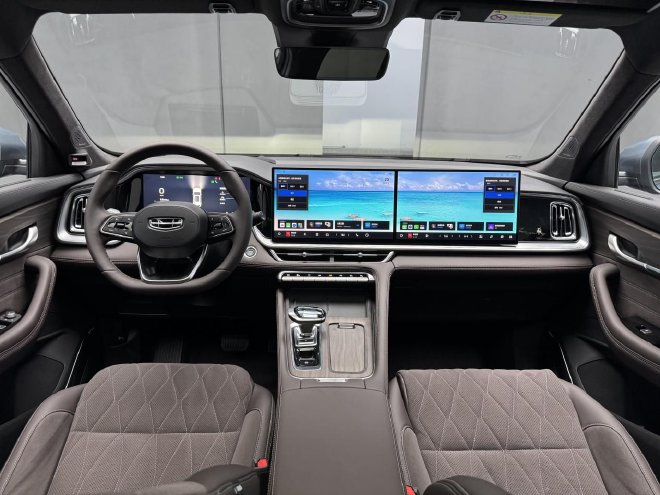 强者更强 静态体验新款星瑞/星越L东方曜