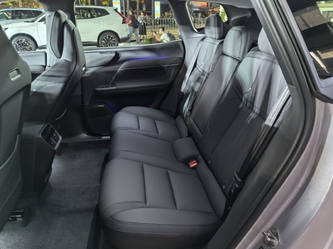 售价26.99-34.99万元 沃尔沃全新XC70正式上市