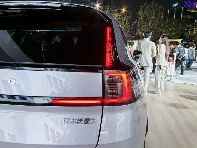 售价26.99-34.99万元 沃尔沃全新XC70正式上市