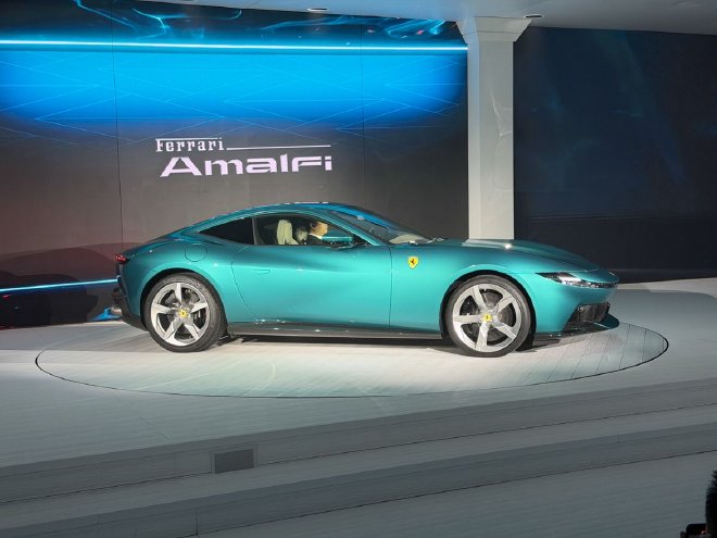 法拉利Amalfi正式上市 259.85万元起售
