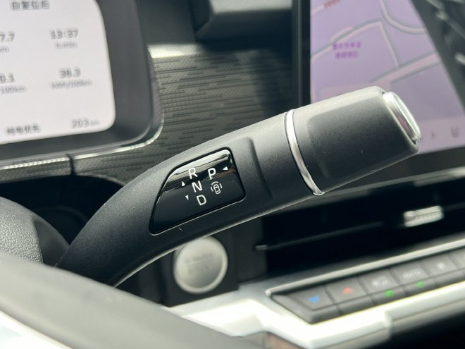 智能化及实用性大增 试驾全新坦克400 Hi4-Z