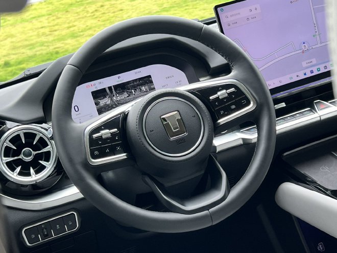 智能化及实用性大增 试驾全新坦克400 Hi4-Z