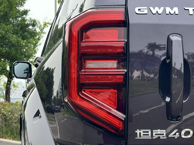 智能化及实用性大增 试驾全新坦克400 Hi4-Z