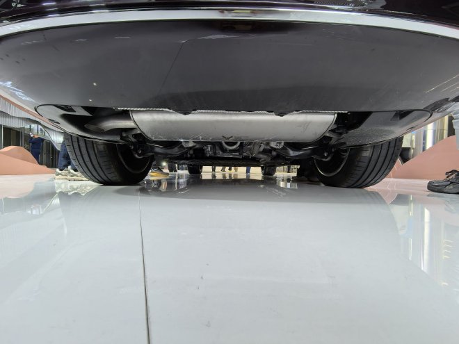 售价37.99-50.99万元 岚图泰山正式上市