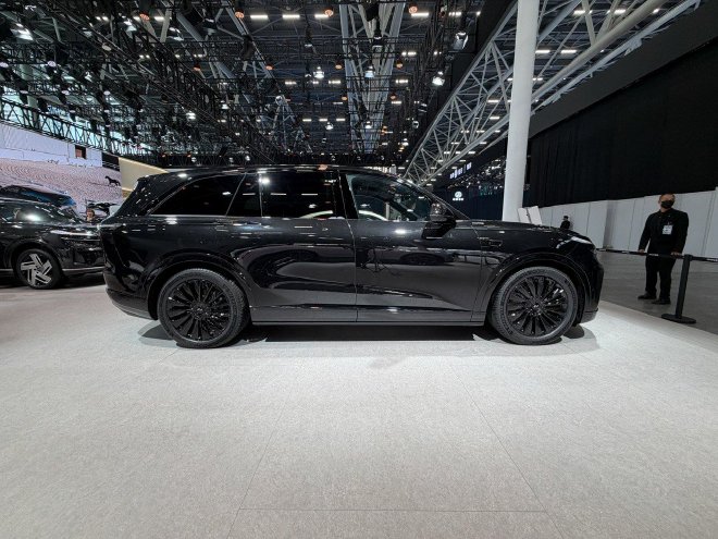 2025广州车展：乐道L60长隆版/L90黑骑士版亮相