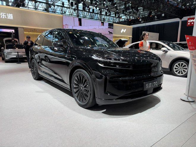 2025广州车展：乐道L60长隆版/L90黑骑士版亮相