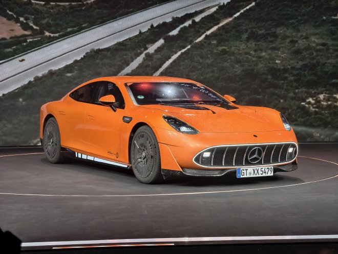 2025广州车展：1340马力极速360km/h 梅赛德斯-AMG GT XX Concept中国首秀