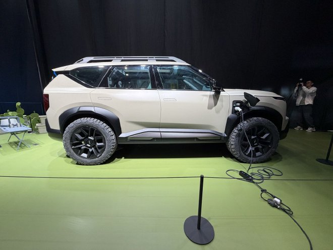 2025广州车展：实拍起亚新狮铂拓界/探享者