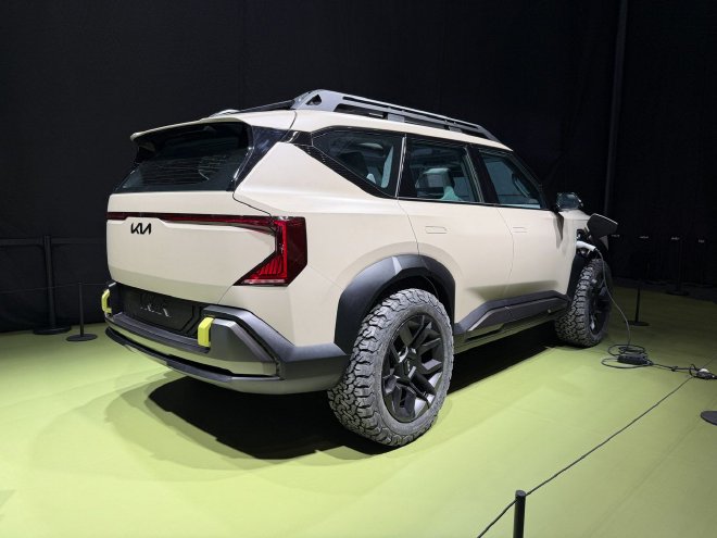 2025广州车展：实拍起亚新狮铂拓界/探享者