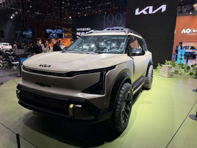 2025广州车展：实拍起亚新狮铂拓界/探享者