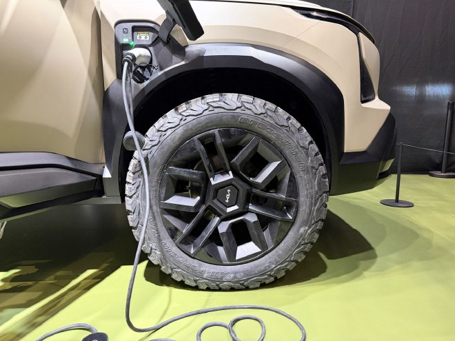 2025广州车展：实拍起亚新狮铂拓界/探享者