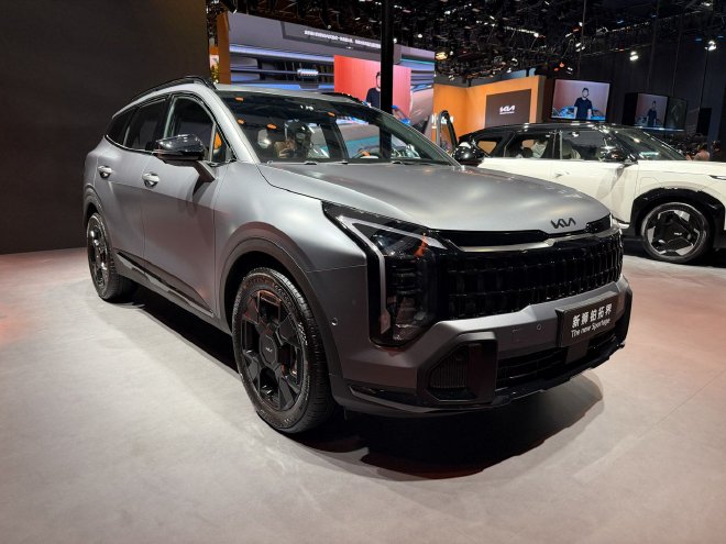 2025广州车展：实拍起亚新狮铂拓界/探享者