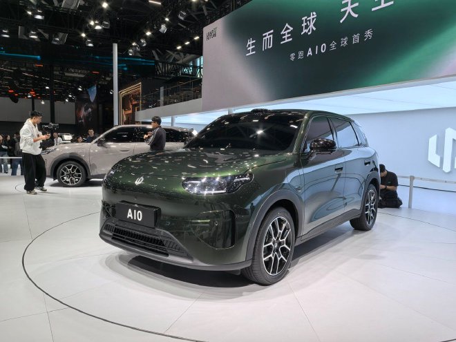 2025广州车展：零跑A10全球首秀