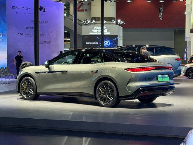 2025广州车展：唐L/汉L发布限时售价19.48万起