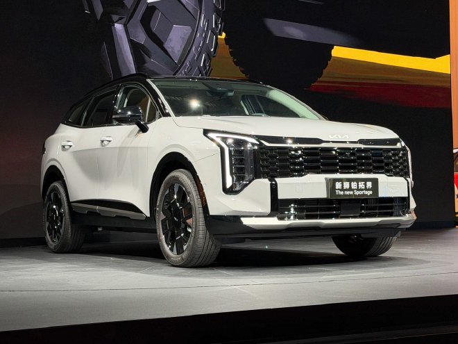 2025广州车展：实拍起亚新狮铂拓界/探享者