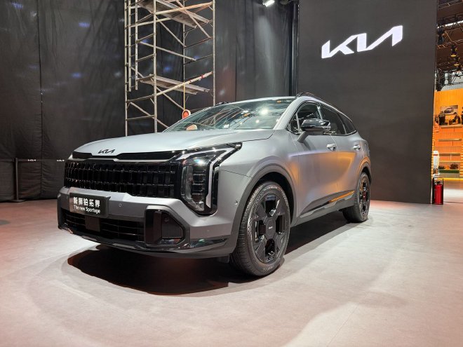 2025广州车展：实拍起亚新狮铂拓界/探享者