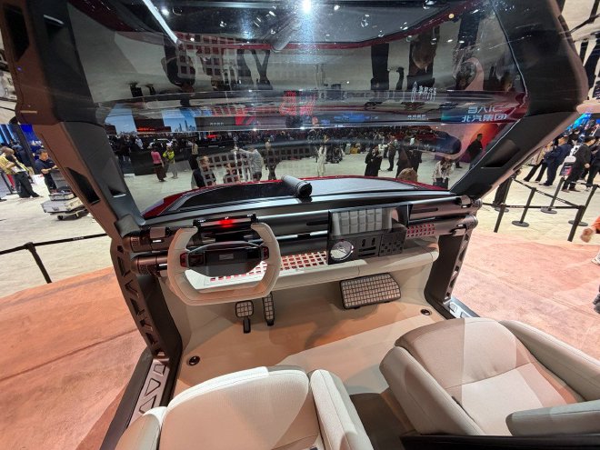 2025广州车展：北京越野Off-Road ELMT Max概念车实拍