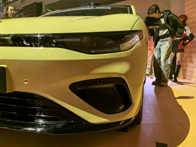 售价9.78-12.18万元 零跑Lafa5正式上市