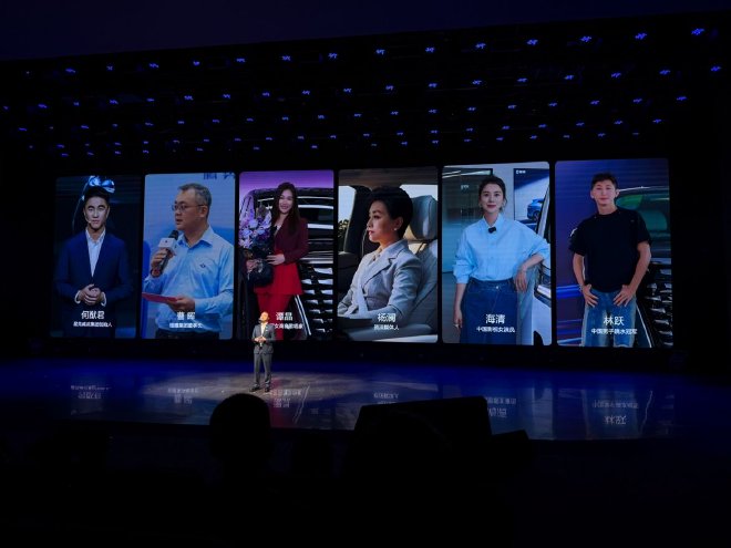 腾势D9达成第30万辆交付 高端新能源MPV市场的“长期答案”