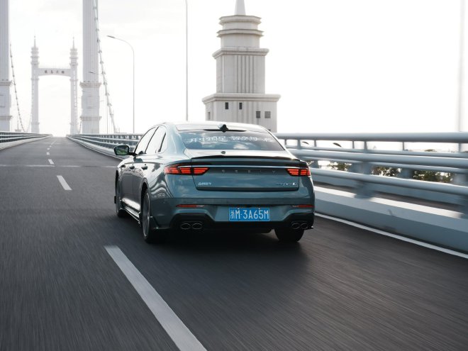 重新定义10万级家轿 2026款吉利星瑞东方曜试驾体验