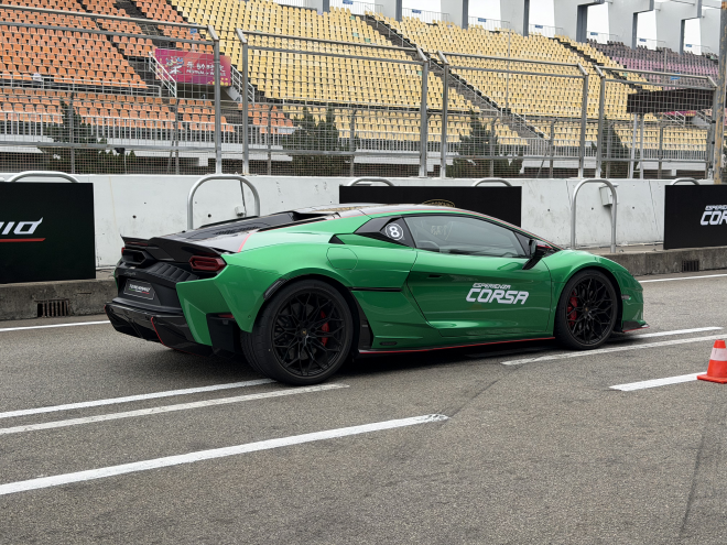 珠海赛车场试驾兰博基尼Temerario 新时代超跑的标杆