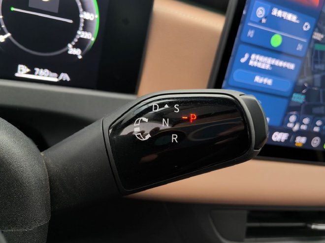 实拍全新速腾S 适合新世代年轻人的首台家轿