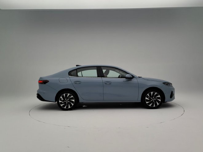 实拍全新速腾S 适合新世代年轻人的首台家轿