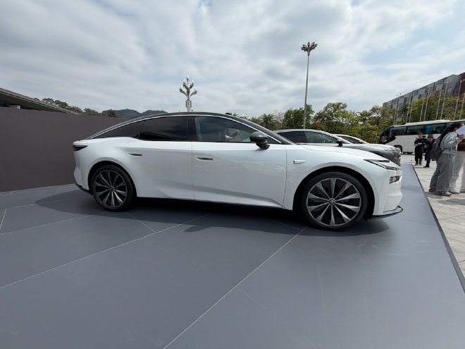 广汽丰田铂智7开启预售 预售权益价15.68万起