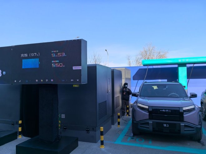 北京低温环境10分钟充满电？比亚迪闪充技术体验